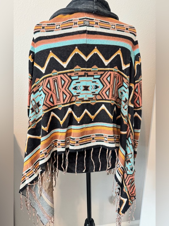 Billabong Sweaters - Billabong Dreamchaser Aztec Southwest Cardigan Fringe Open
Front Boho Festival S